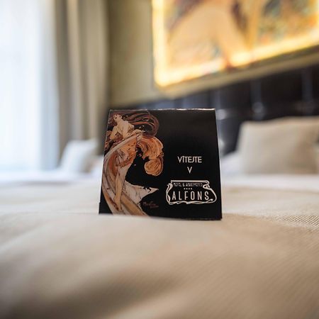 Alfons Boutique Hotel Прага Екстериор снимка