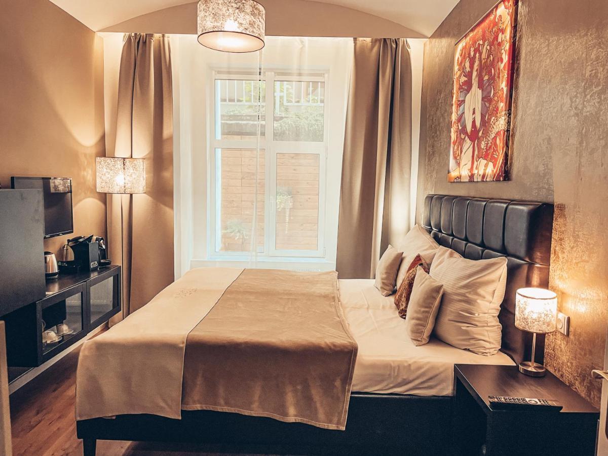 Alfons Boutique Hotel Прага Екстериор снимка