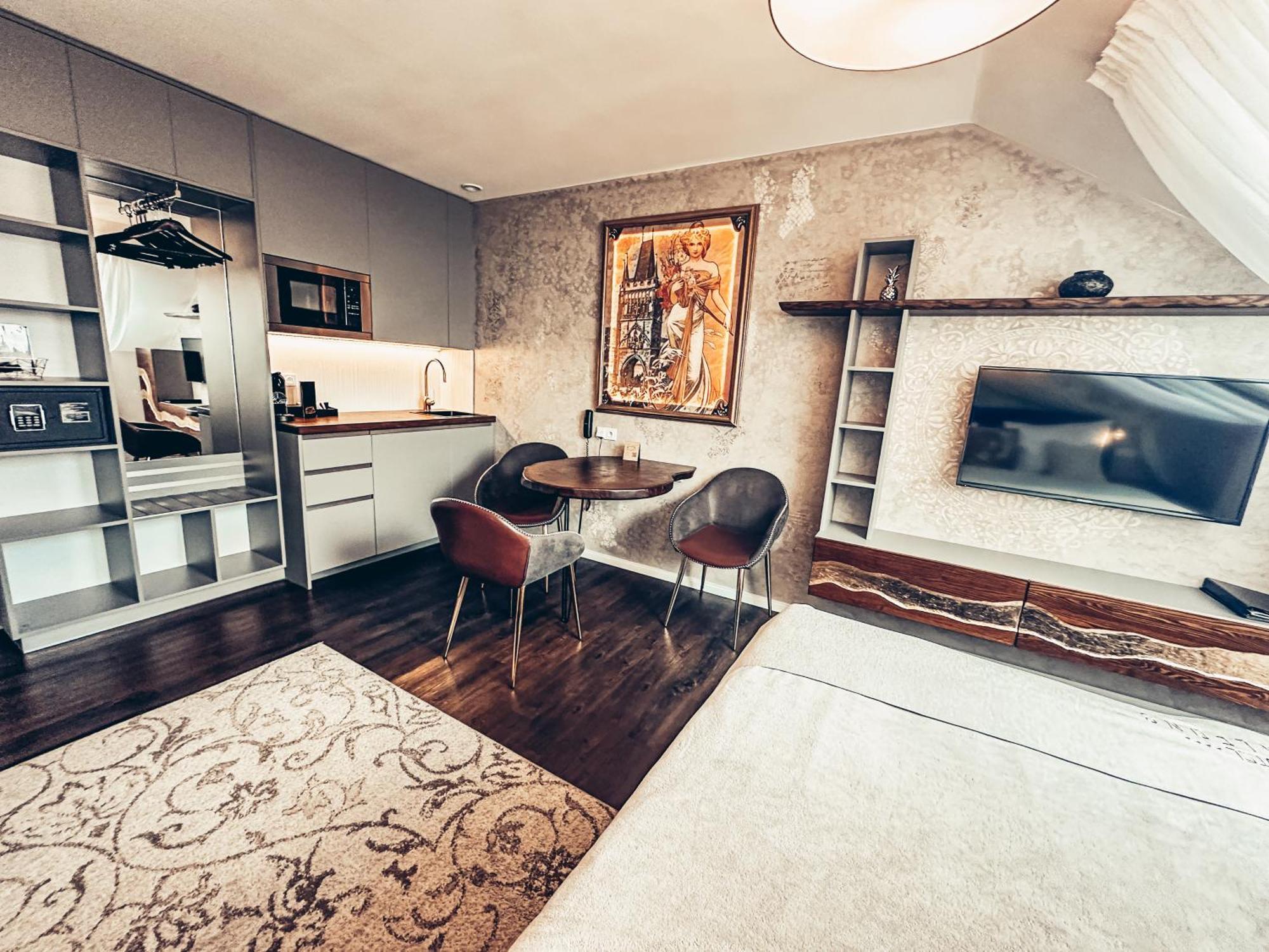 Alfons Boutique Hotel Прага Екстериор снимка