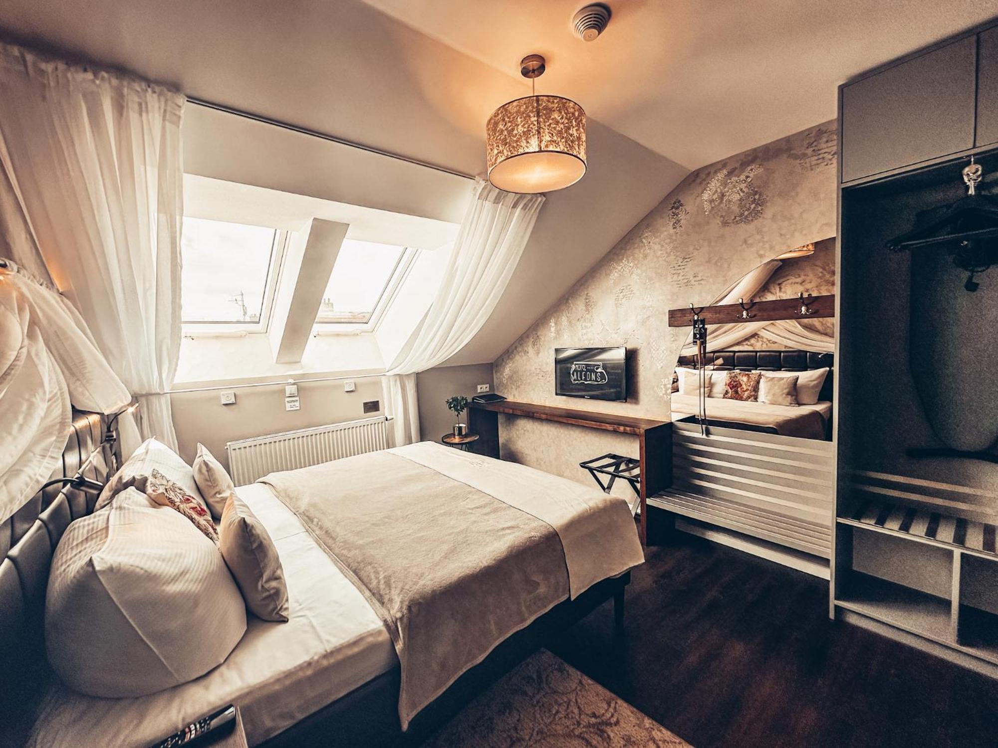Alfons Boutique Hotel Прага Екстериор снимка