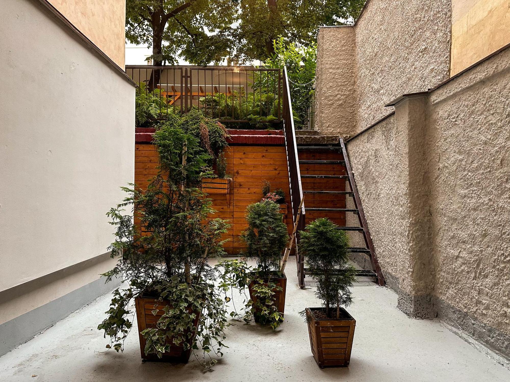 Alfons Boutique Hotel Прага Екстериор снимка