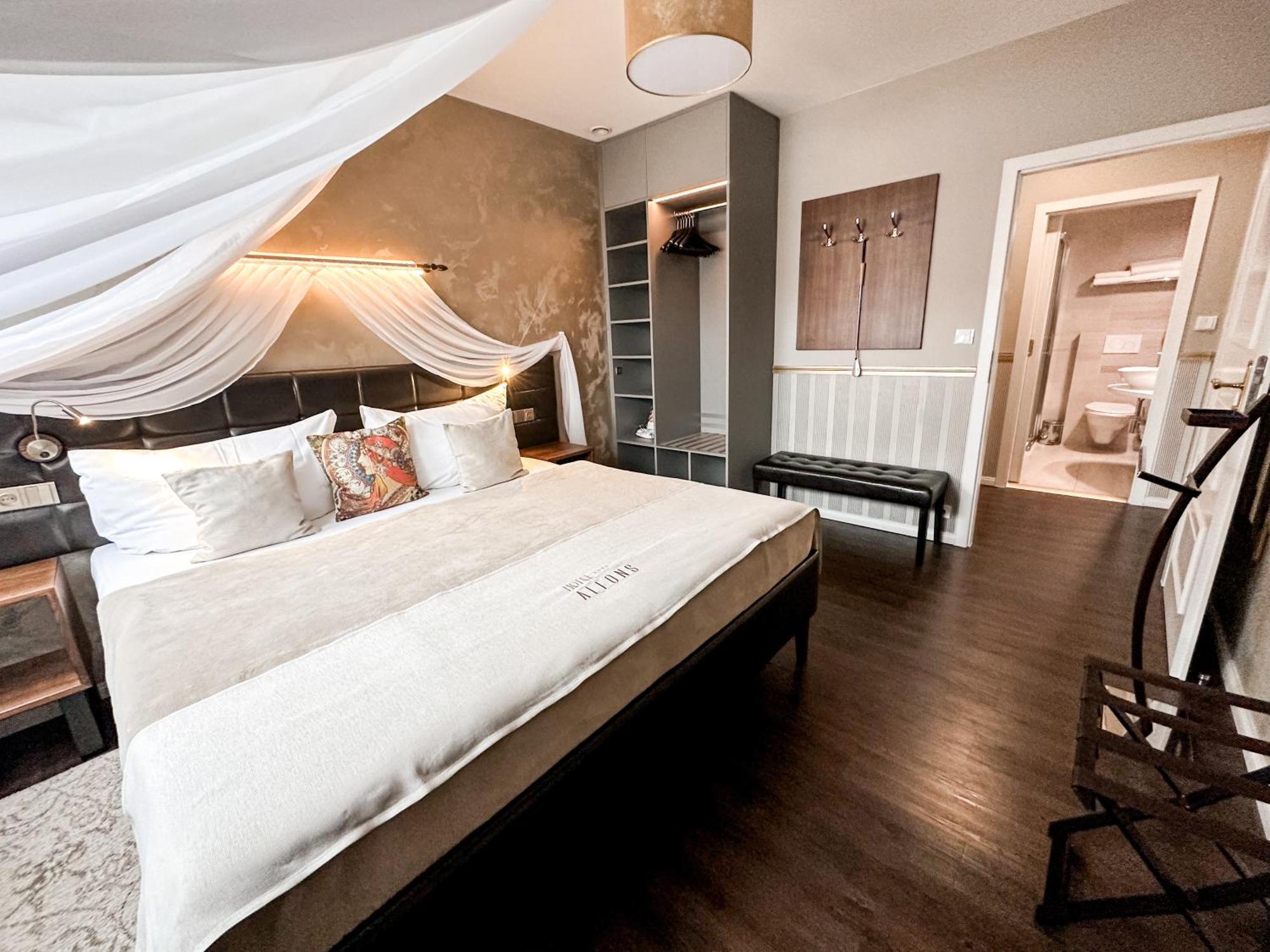 Alfons Boutique Hotel Прага Екстериор снимка